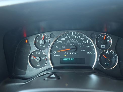 Used 2023 GMC Savana 2500 w/ Driver Convenience Package image 23