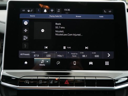 New 2026 Jeep Compass Latitude image 17