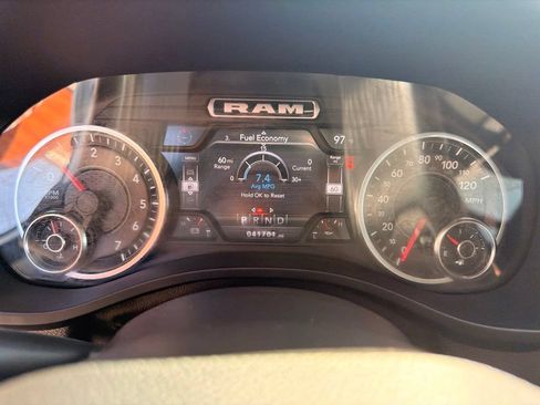 Used 2022 RAM 1500 Laramie AWD/4WD image 21