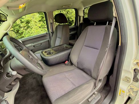 Used 2010 GMC Sierra 1500 SL RWD image 8