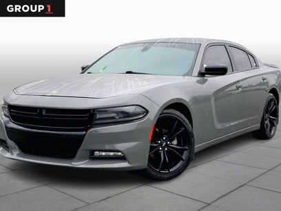 Used 2017 Dodge Charger SXT w/ Blacktop Package