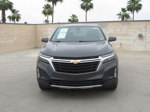 Used 2023 Chevrolet Equinox LT FWD image 3