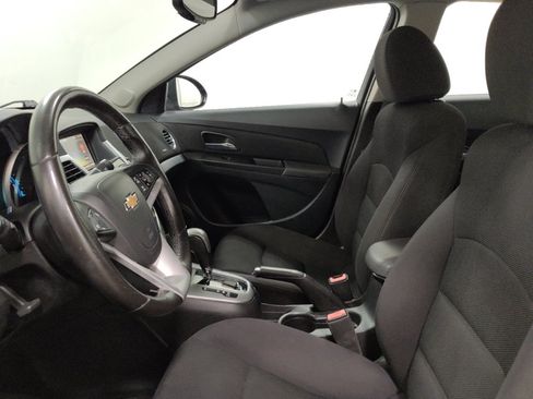 Used 2014 Chevrolet Cruze LT w/ Technology Package FWD image 17