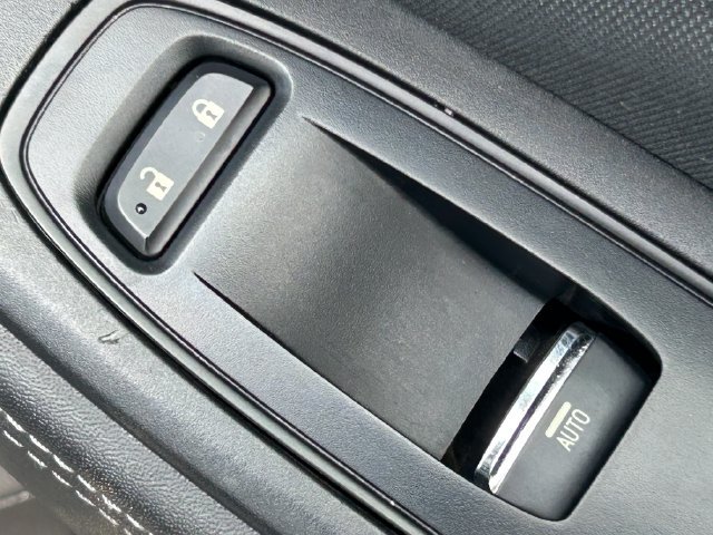 Used 2020 Subaru Forester Premium AWD/4WD image 37