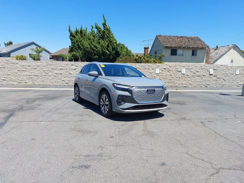 Certified 2023 Audi Q4 e-tron Premium w/ Convenience Package RWD image 2