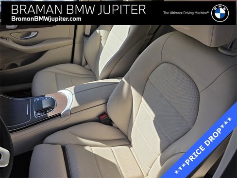 Used 2022 Mercedes-Benz GLC 300 4MATIC image 11