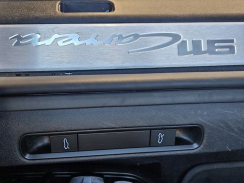 Used 2021 Porsche 911 Carrera w/ Premium Package image 38