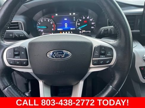Used 2022 Ford Explorer XLT w/ Equipment Group 202A RWD image 18