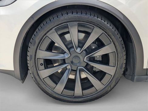Used 2023 Tesla Model X AWD/4WD image 25