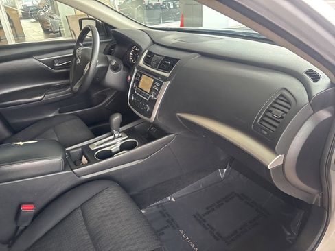 Used 2017 Nissan Altima 2.5 S w/ Power Driver Seat Package image 30