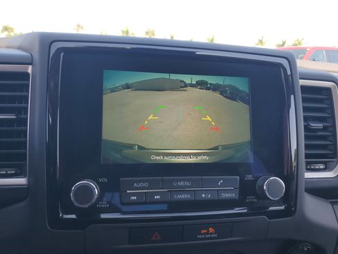 Certified 2023 Nissan Frontier SV RWD image 10
