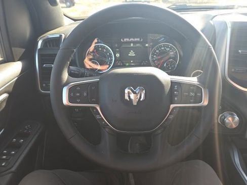 Used 2025 RAM 1500 Big Horn AWD/4WD image 17