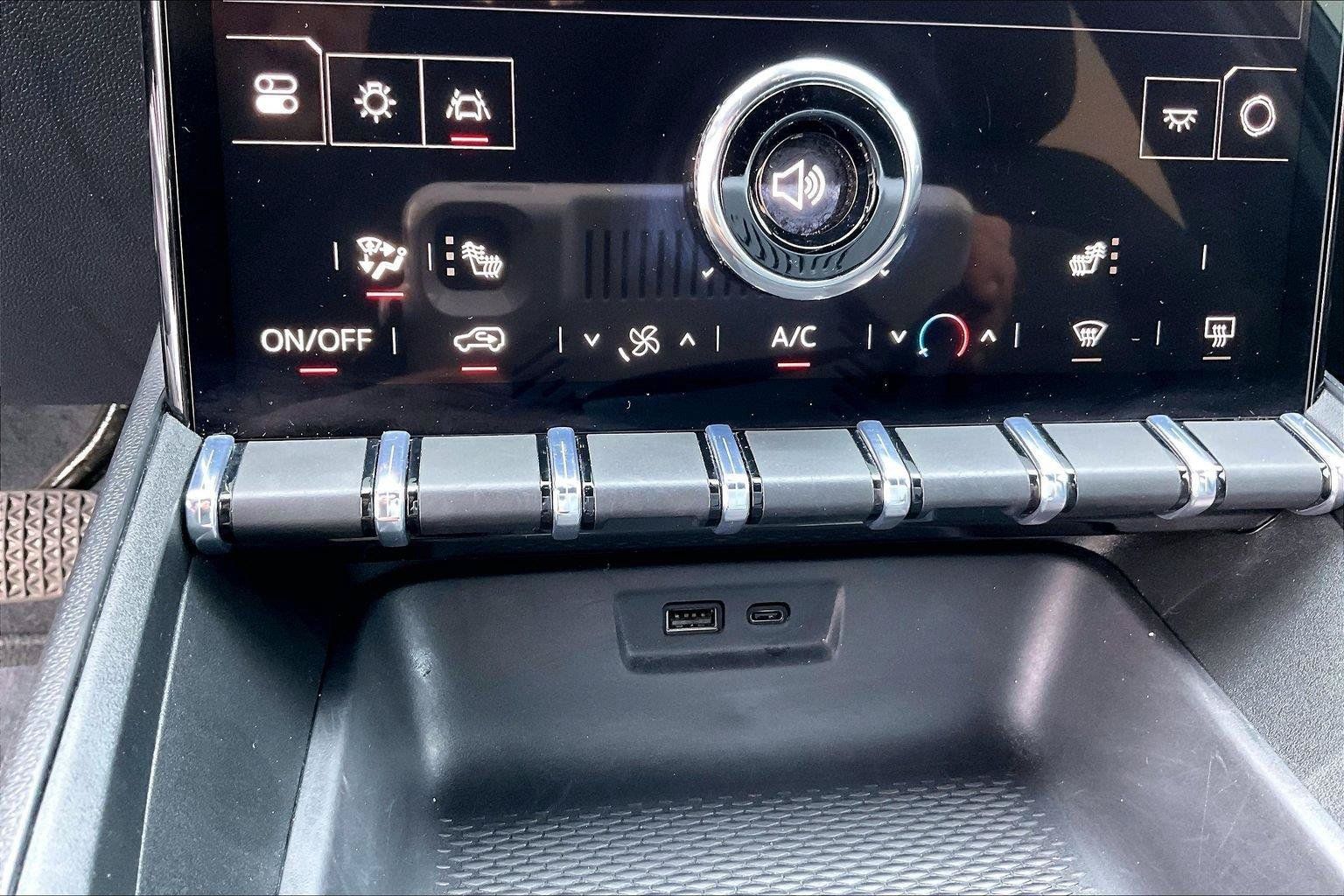Used 2026 GMC Terrain Elevation AWD/4WD image 35
