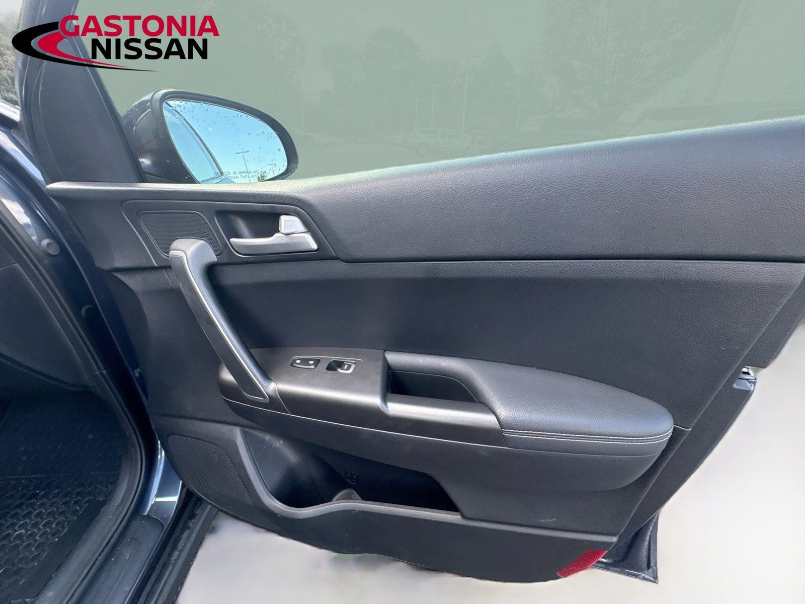 Used 2020 Kia Sportage LX FWD image 36