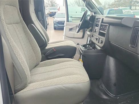 New 2025 Chevrolet Express 3500 w/ Power Convenience Package RWD image 20