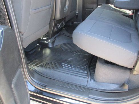 Used 2021 Chevrolet Silverado 1500 RST AWD/4WD image 15