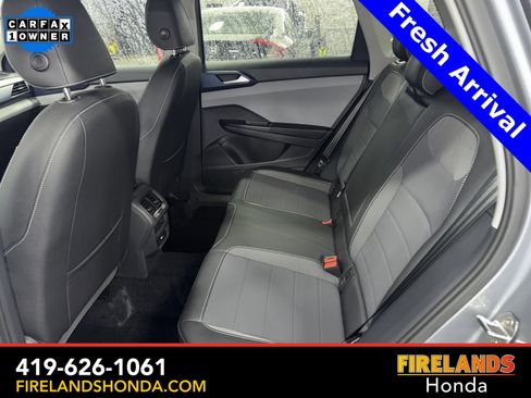 Used 2024 Volkswagen Taos SE image 23