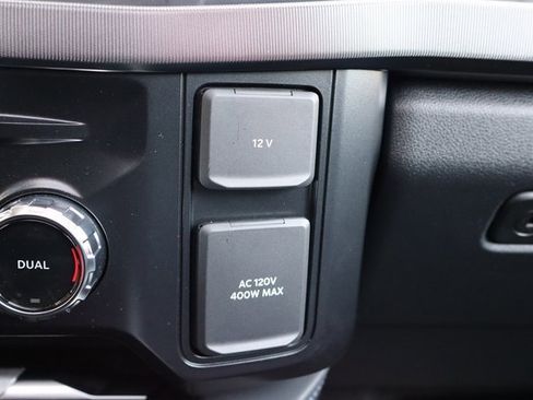 Used 2025 Ford F350 Platinum image 37