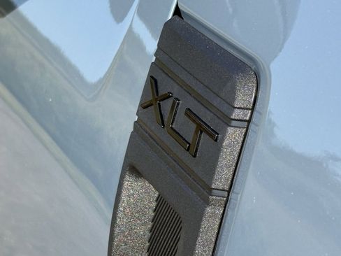 New 2025 Ford Maverick XLT w/ Black Appearance Package image 10