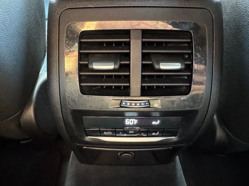 Used 2019 BMW X4 xDrive30i w/ Convenience Package image 18