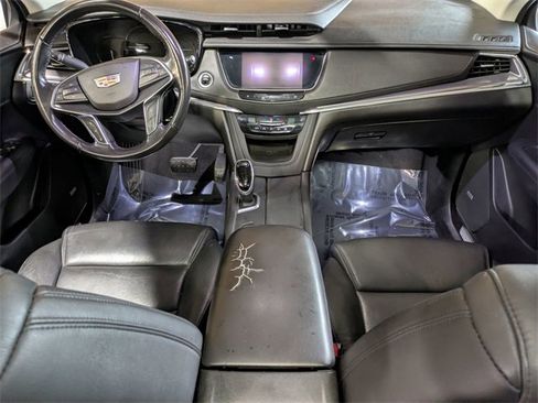 Used 2019 Cadillac XT5 Luxury image 29