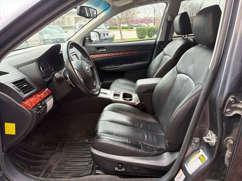 Used 2012 Subaru Outback 2.5i Limited image 18