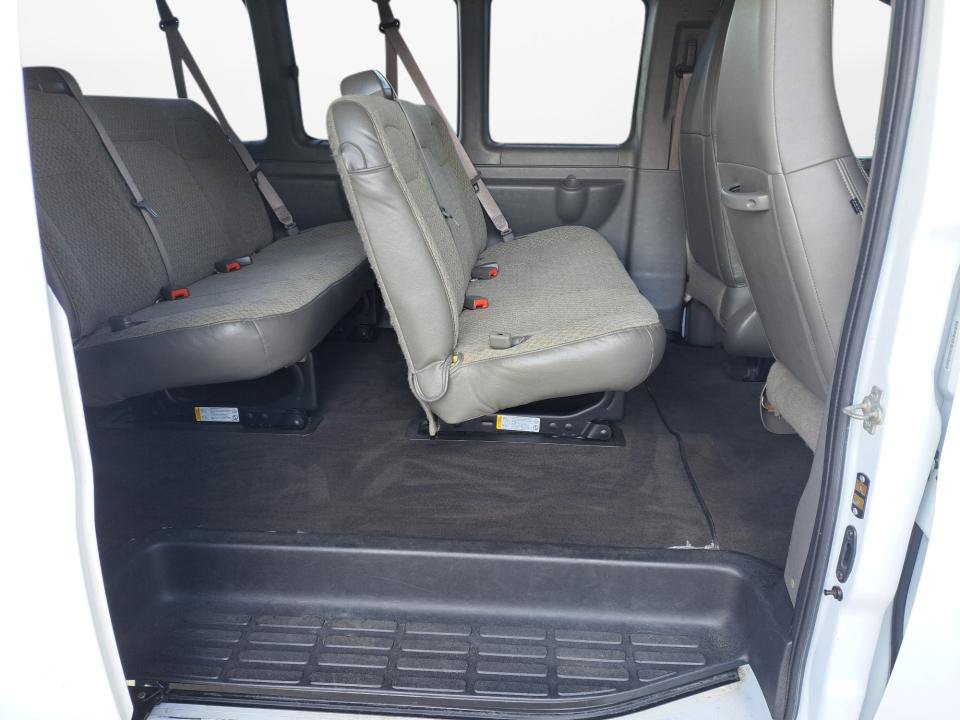 Used 2024 Chevrolet Express 3500 LT w/ LT Preferred Equipment Group RWD image 12