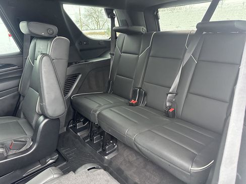 Used 2023 Cadillac Escalade Sport image 10