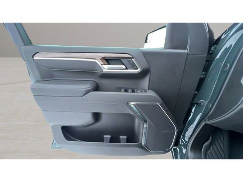 New 2026 Chevrolet Silverado 1500 LT image 26