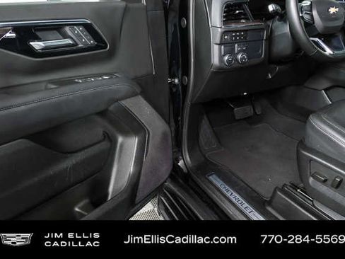 Used 2025 Chevrolet Tahoe LT image 36