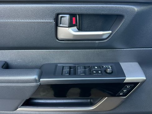 Used 2025 Toyota Tundra Limited image 11