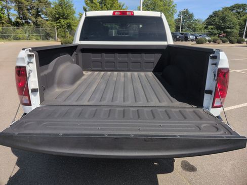 Used 2023 RAM 1500 Tradesman w/ Chrome Appearance Group AWD/4WD image 31