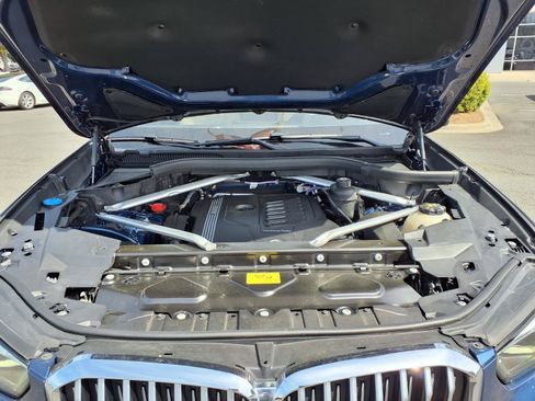 Used 2021 BMW X5 xDrive40i w/ Convenience Package AWD/4WD image 31