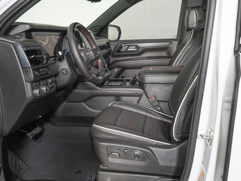 Used 2026 GMC Yukon XL AT4 Ultimate image 17