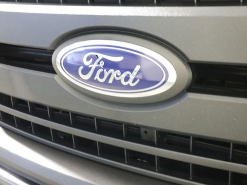 Used 2020 Ford F150 XL image 21