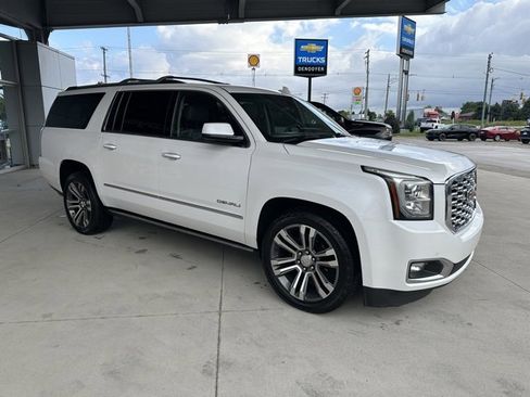 Used 2018 GMC Yukon XL Denali w/ Denali Ultimate Package image 3