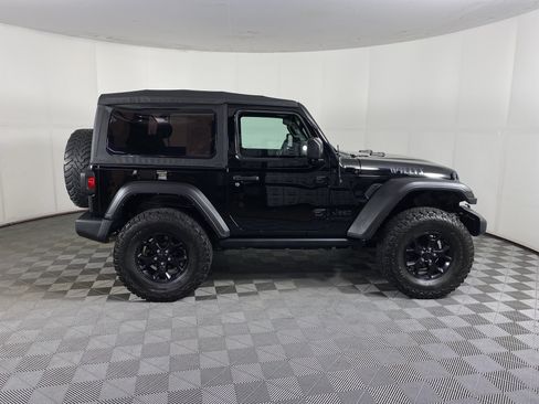 Used 2023 Jeep Wrangler Sport AWD/4WD image 6