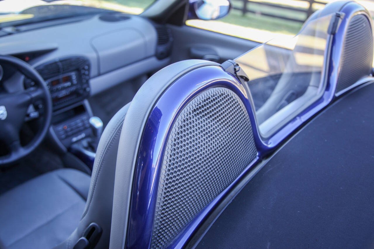 Used 2000 Porsche Boxster S RWD image 43