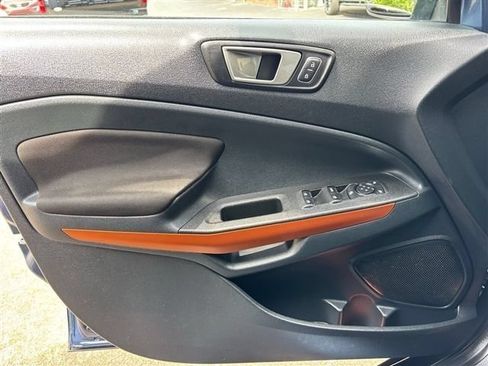 Used 2021 Ford EcoSport SE w/ SE Convenience Package FWD image 19