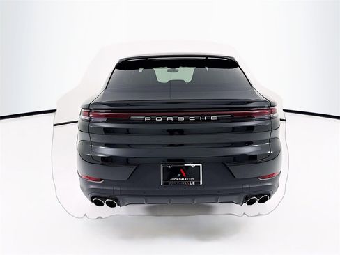 New 2026 Porsche Cayenne S image 10