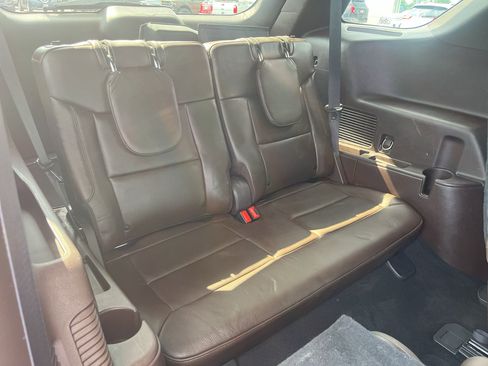 Used 2021 Ford Explorer King Ranch w/ Premium Technology Package AWD/4WD image 31