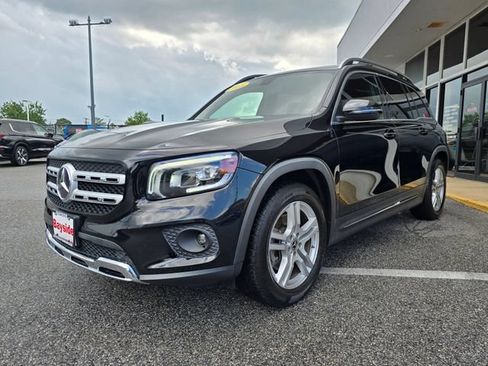 Used 2023 Mercedes-Benz GLB 250 4MATIC image 27