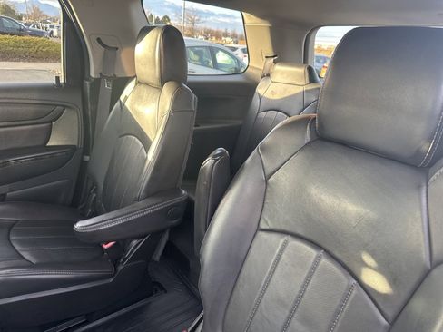 Used 2015 GMC Acadia SLT image 20