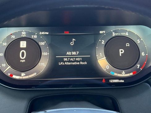 Used 2023 Land Rover Range Rover Long Wheelbase First Edition image 18