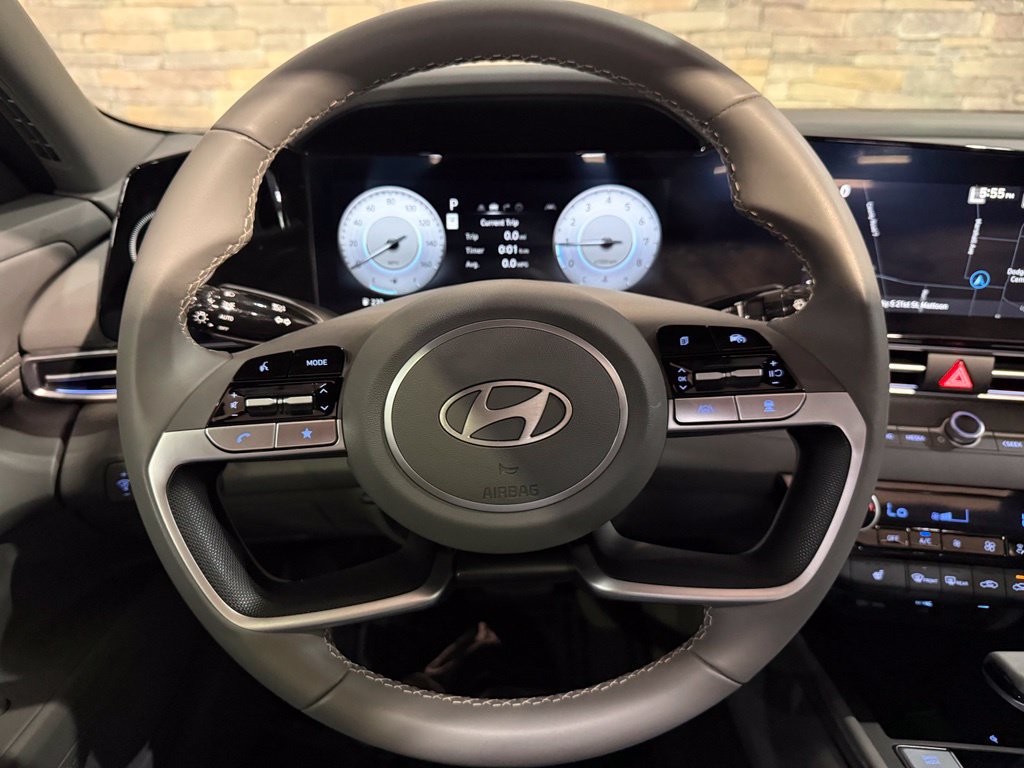 Used 2024 Hyundai Elantra SEL w/ Convenience Package FWD image 17