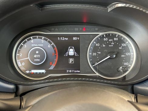 Used 2025 Nissan Versa SV FWD image 37