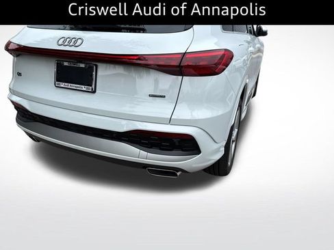 Certified 2025 Audi Q5 Premium Plus w/ Premium Plus AWD/4WD image 7