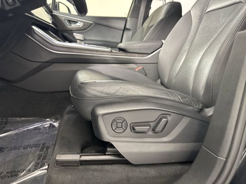 Used 2021 Audi Q7 3.0T Prestige w/ Prestige Package AWD/4WD image 27