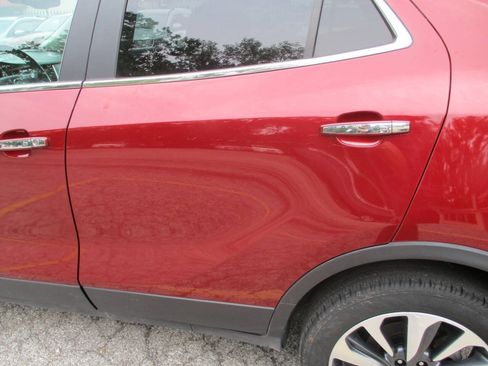 Used 2021 Buick Encore Preferred w/ Safety Package II AWD/4WD image 16