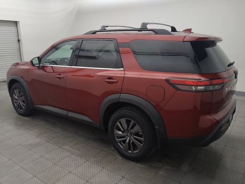 Used 2022 Nissan Pathfinder SV AWD/4WD image 3